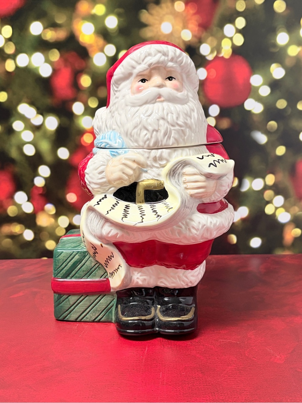 Vintage The Cellar FMG 1997 Santa Cookie Jar Handpainted Ceramic w/ Box
